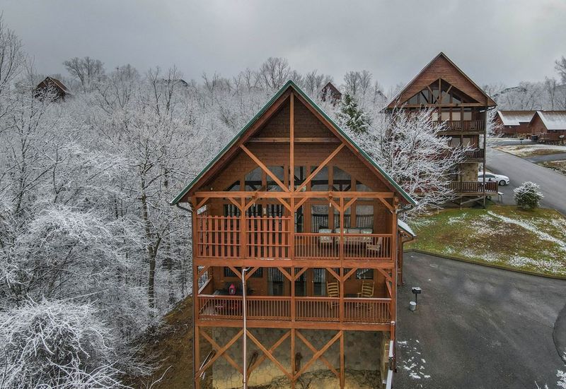 2303 Rand Rd, Sevierville, TN 37876
