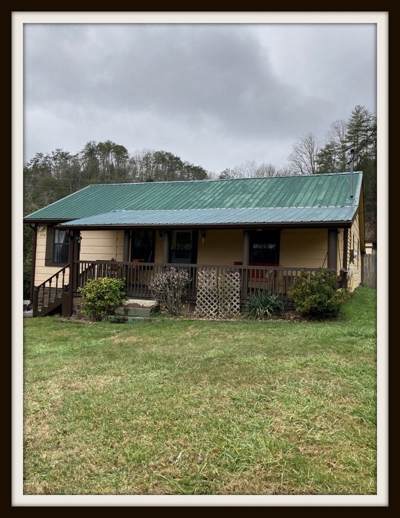 1950 Little Valley Rd, Sevierville, TN 37862