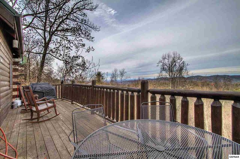 2113 View Dr #ALLFUNANDGAMES, Sevierville, TN 37876