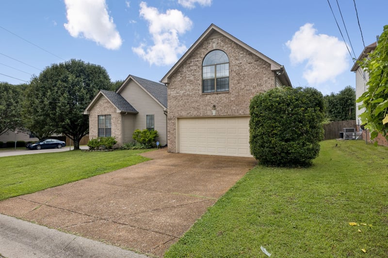 5245 Catspaw Dr, Antioch, TN 37013