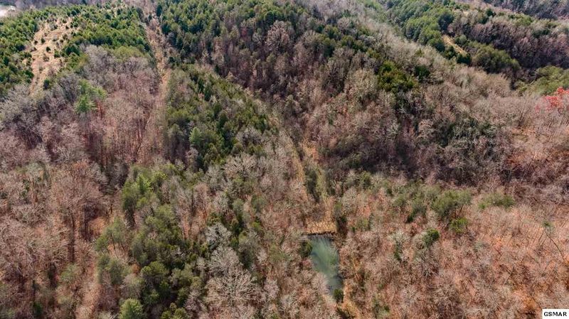 20 Indian Gap Rd, Sevierville, TN 37876