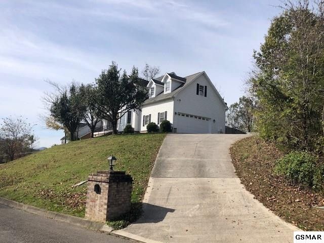 430 Longspur Trl, Sevierville, TN 37876