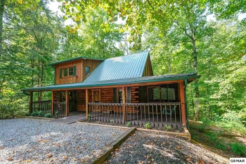 1011 Elm Cir #COZYGETAWAY, Sevierville, TN 37876