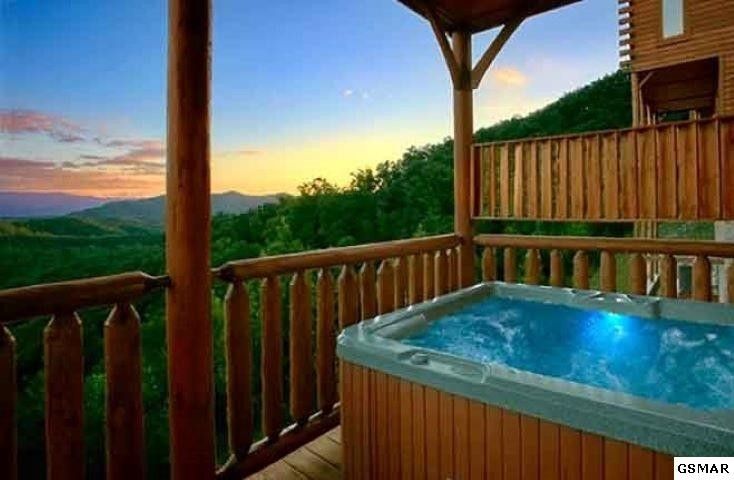 3111 Lakeview Lodge Dr #SMOKYSAWESOMEVIEW, Sevierville, TN 37862