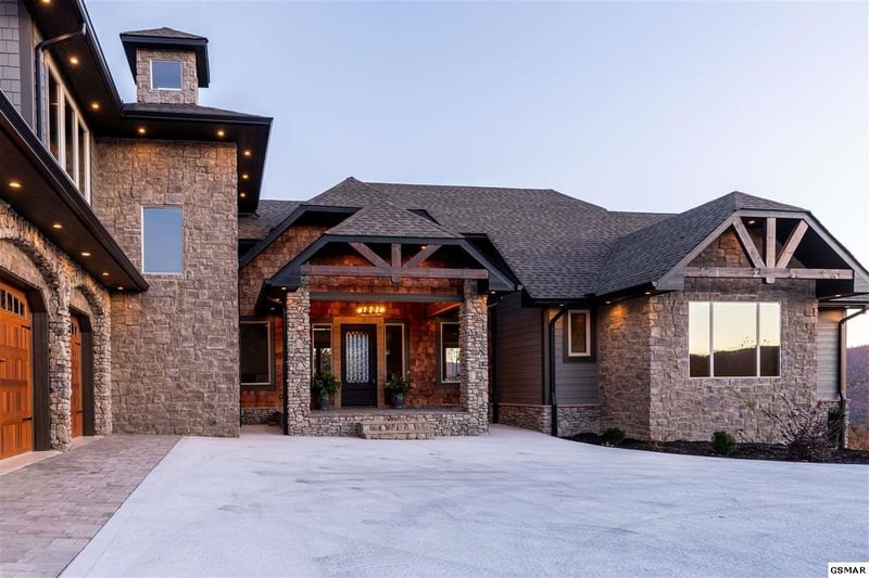 3113 Smoky Bluff Trl, Sevierville, TN 37862