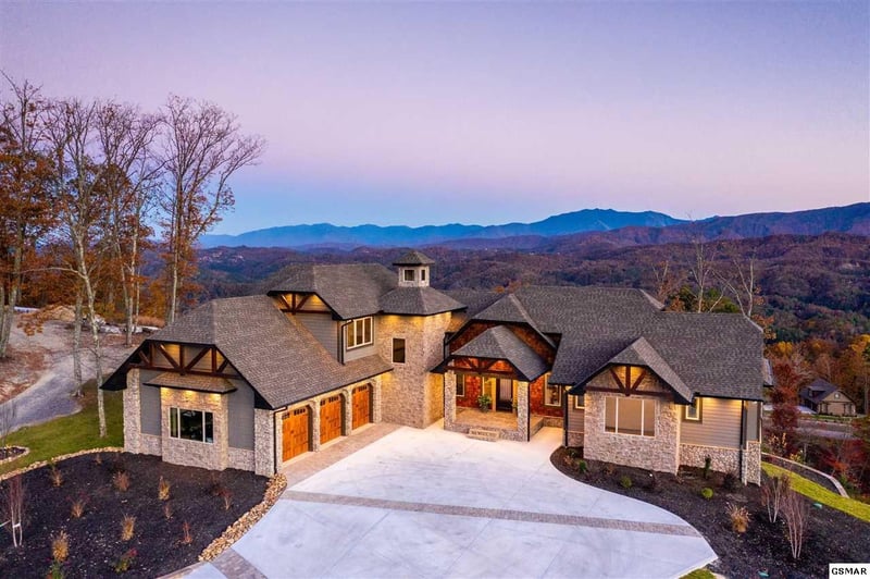 3113 Smoky Bluff Trl, Sevierville, TN 37862