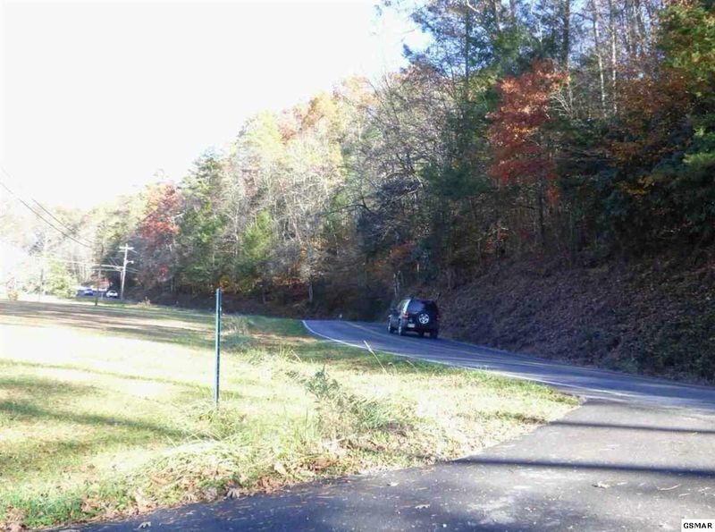 0 Glades Rd Lot 0000, Sevierville, TN 37876