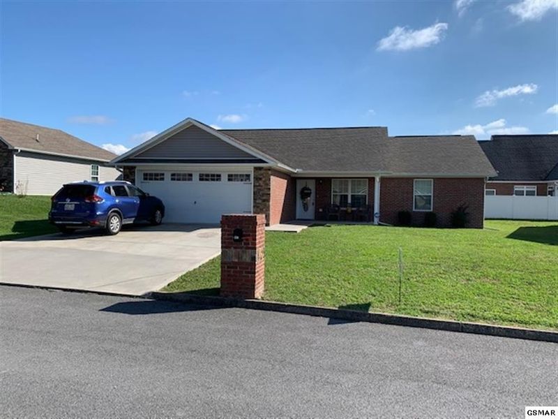 427 Cornus Ave, Sevierville, TN 37862