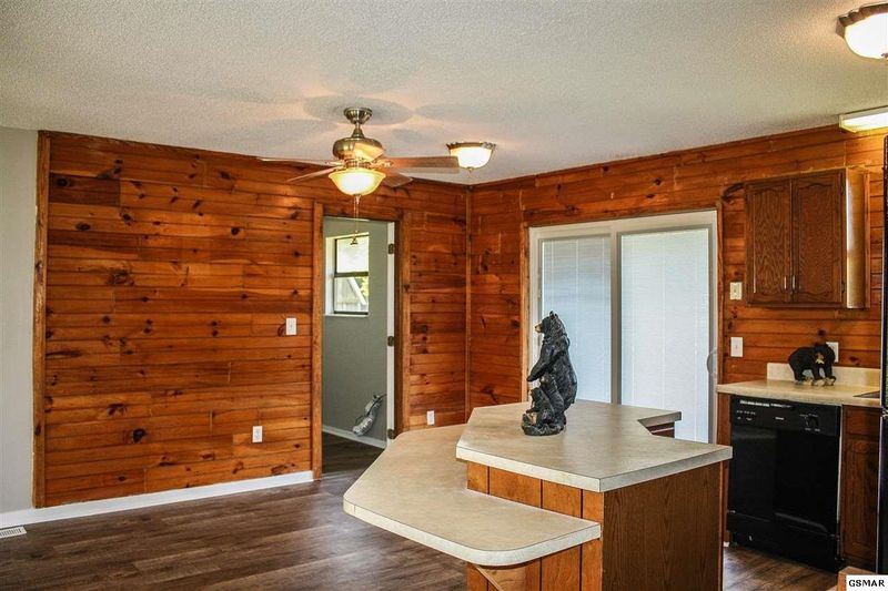 1579 Promise Way, Sevierville, TN 37862