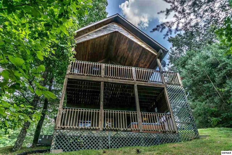 3822 Glenview Way, Sevierville, TN 37862