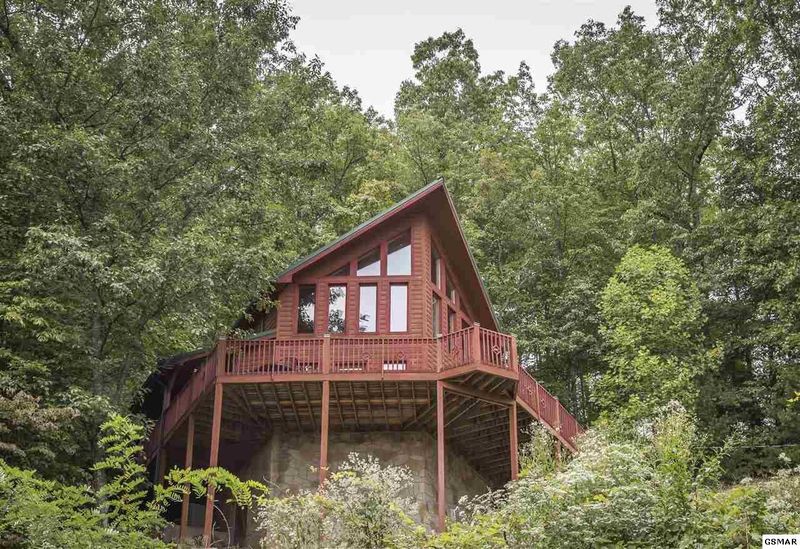 2775 Overholt, Sevierville, TN 37862