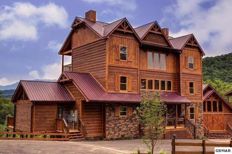 1175 Pine Mountain Rd, Sevierville, TN 37862