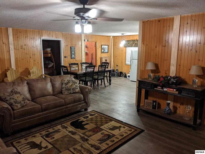 1364 New Era Rd, Sevierville, TN 37876