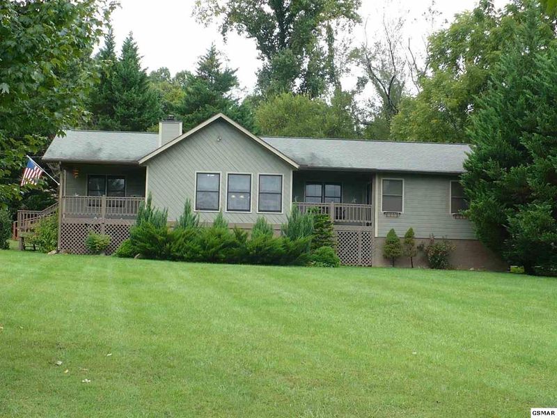 3510 Ginseng Way, Sevierville, TN 37862