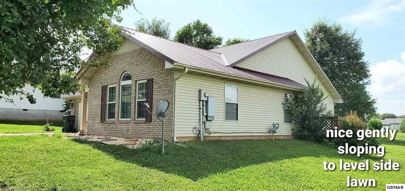 1738 Meadow Ridge Cir #CLOSETOWALTERSTATECOLLEGE, Sevierville, TN 37862