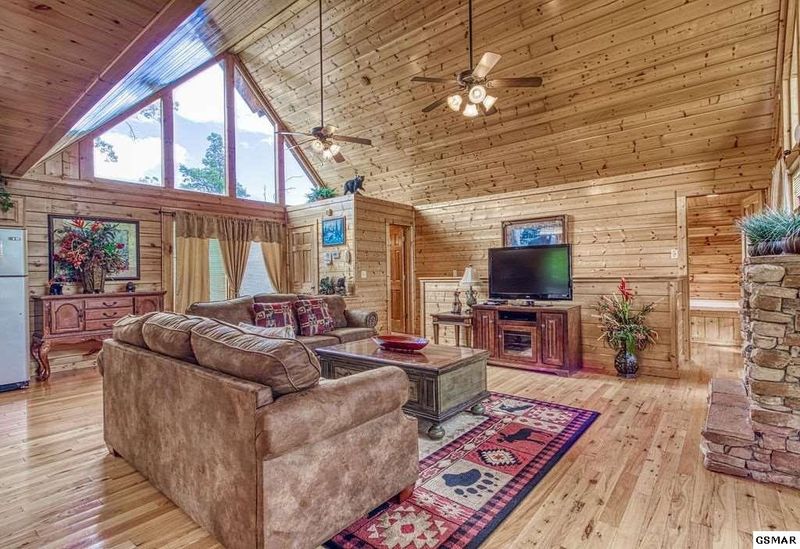 2103 Mountain Peak Way #MOUNTAINDREAMS, Sevierville, TN 37862