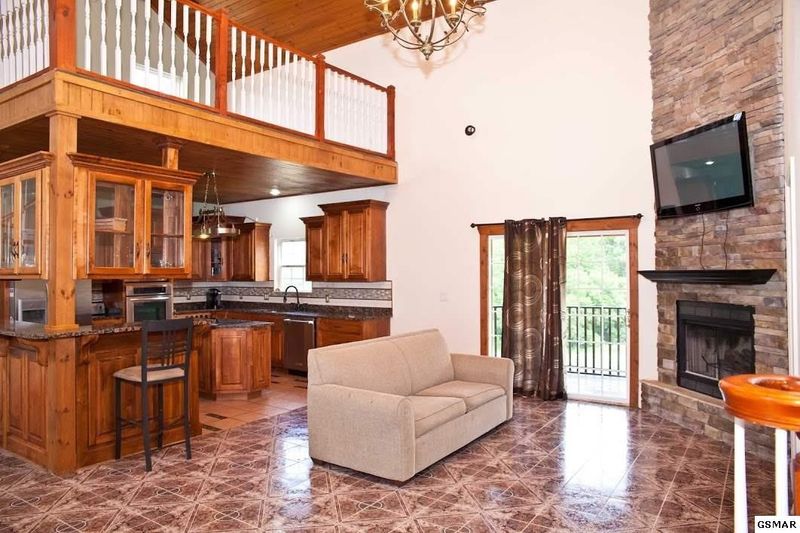 2206 Rogers Pl, Sevierville, TN 37876
