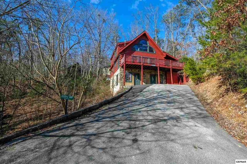 250 Edens Way, Sevierville, TN 37876