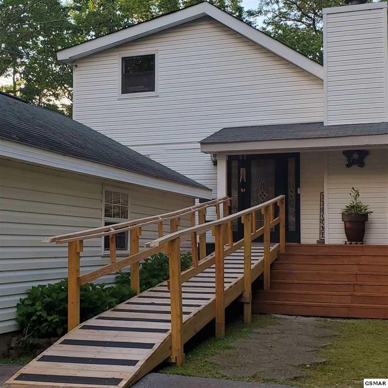 3573 Deer Foot Way, Sevierville, TN 37876