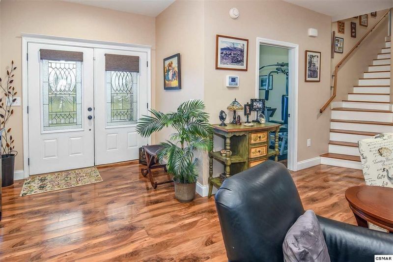 1219 Foxwood Dr, Sevierville, TN 37862