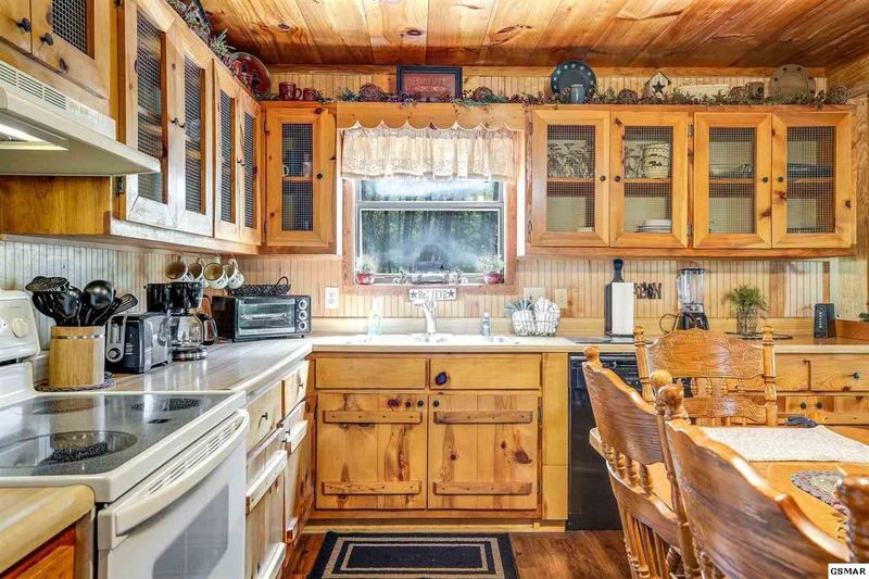 3117 Bear Mountain Ln #BEARPAWS, Sevierville, TN 37876