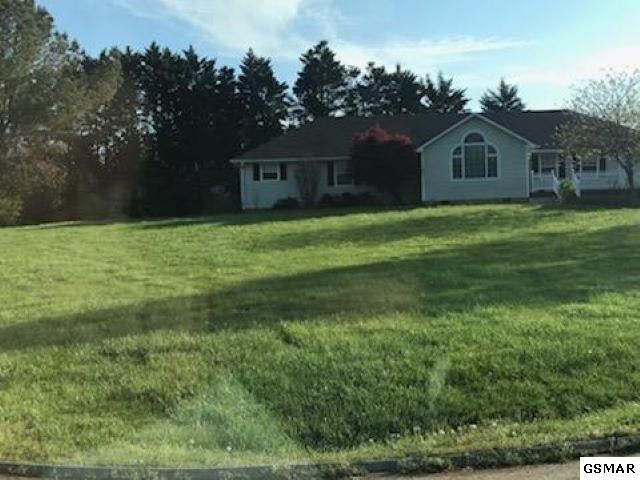 3588 Deer Field Cir, Sevierville, TN 37862
