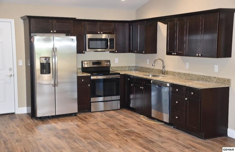 3256 Old Newport Hw, Sevierville, TN 37876