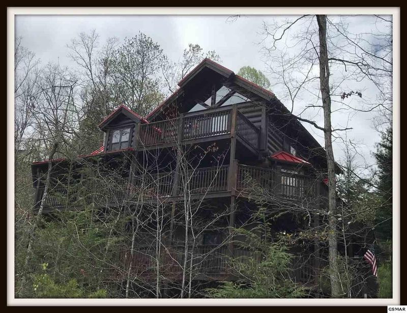 2756 Sawmill Branch Dr #BIGLOGINTHEPARK, Sevierville, TN 37862