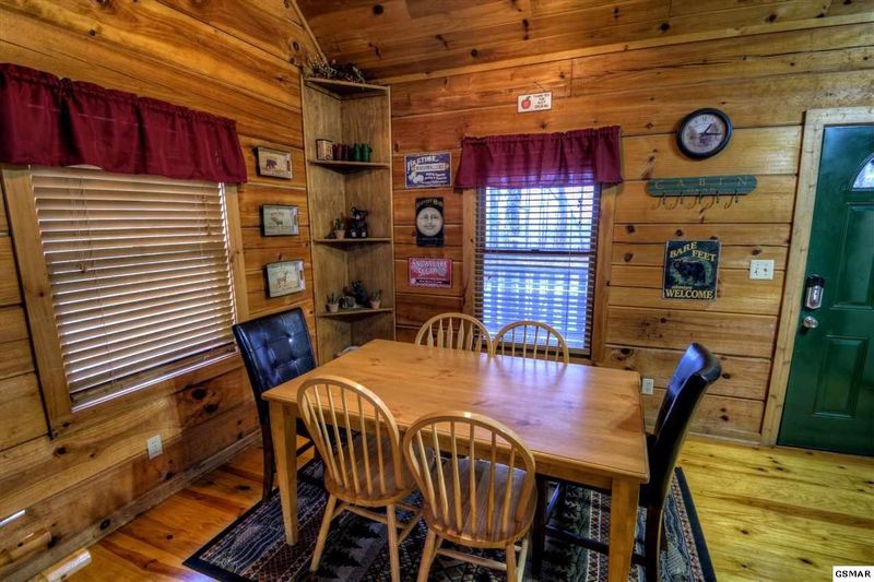814 Ski View Ln #AMAZINGVIEW, Sevierville, TN 37876