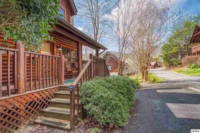 2920 Eagles Ridge Way, Sevierville, TN 37863
