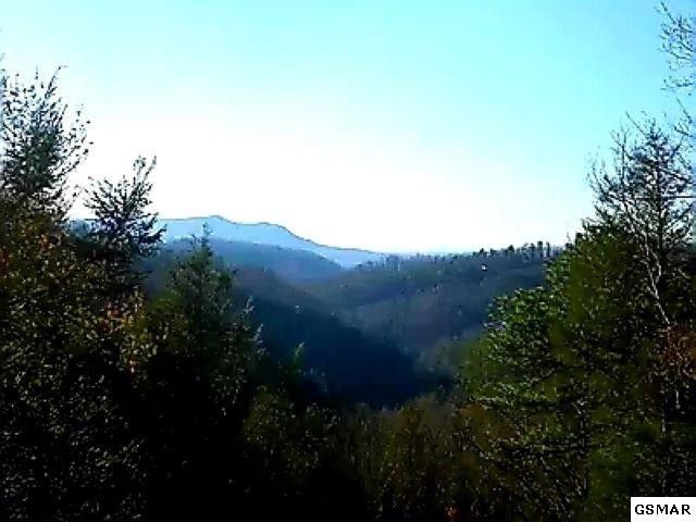942 Fir St, Sevierville, TN 37876