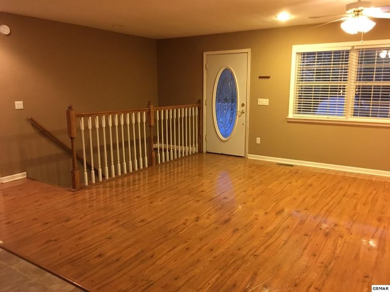 179 Burning Oaks Dr, Sevierville, TN 37876