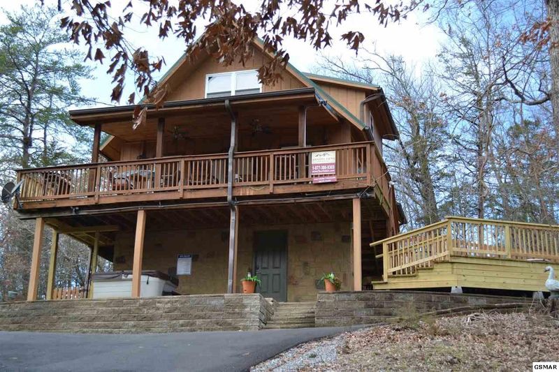 805 My Pl, Sevierville, TN 37862