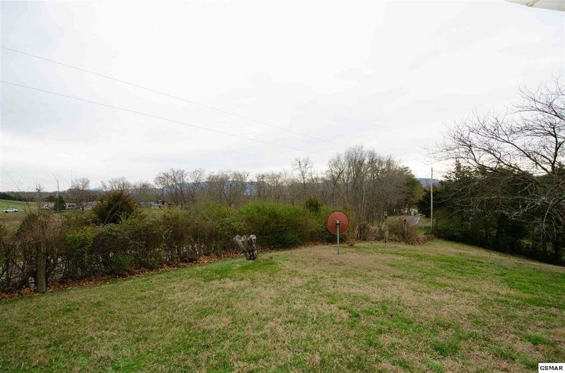 3435 Sims Rd, Sevierville, TN 37876