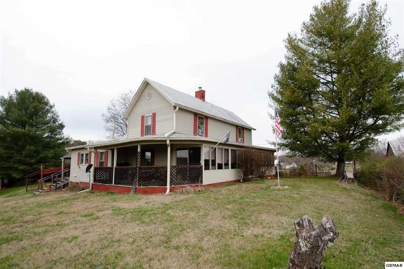 3435 Sims Rd, Sevierville, TN 37876