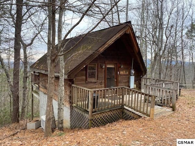 2454 Wildflower Ln, Sevierville, TN 37876