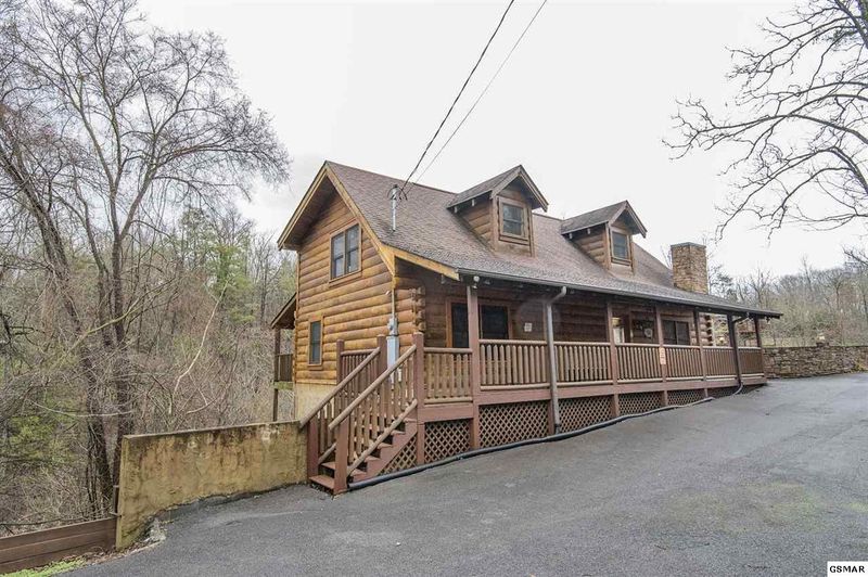 1618 Paradise Ridge Dr #WILDHOGGINN, Sevierville, TN 37862