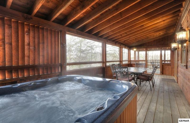 2014 Whispering Pines Way, Sevierville, TN 37876