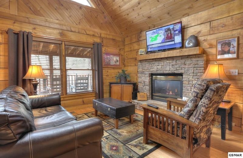 2014 Whispering Pines Way, Sevierville, TN 37876