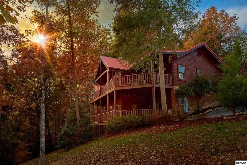 2405 Whitetail Ridge Way #FUNDAROSA, Sevierville, TN 37862