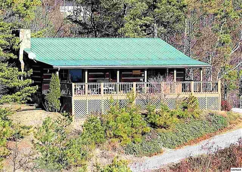 2739 Hatcher Mountain Rd, Sevierville, TN 37862