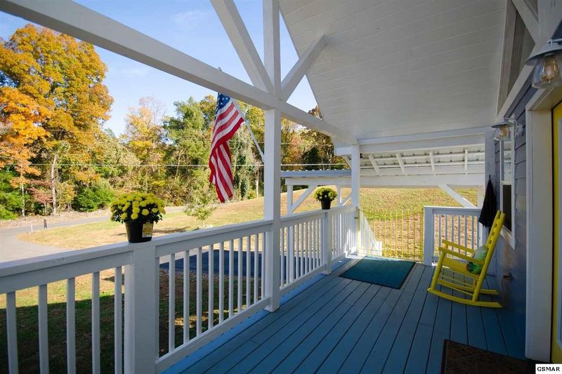 2804 Covemont Rd, Sevierville, TN 37862