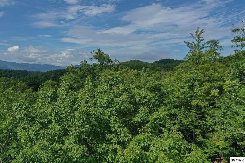 181 Timber Cove Way, Sevierville, TN 37862