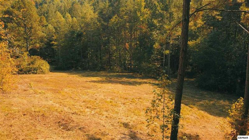 4041 Chamberlain Ln, Sevierville, TN 37862