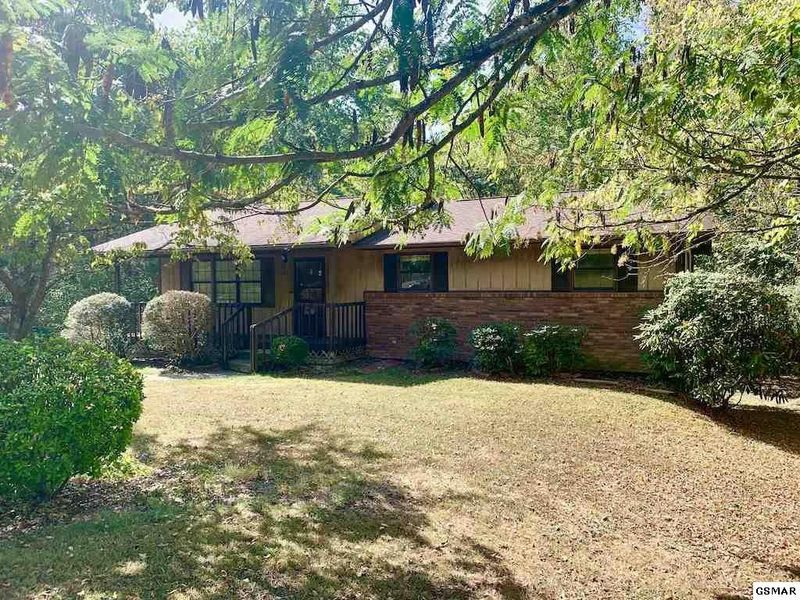 622 Kingfisher Ave, Sevierville, TN 37862