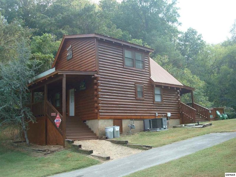 439 Hideaway Ridge Cir #MOOSELAKELODGE, Sevierville, TN 37862