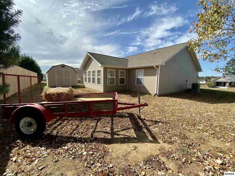 2210 Murphys Chapel Dr, Sevierville, TN 37876