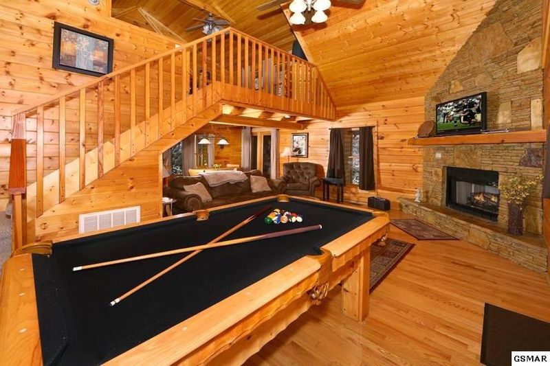2220 Flying Squirrel Way, Sevierville, TN 37862