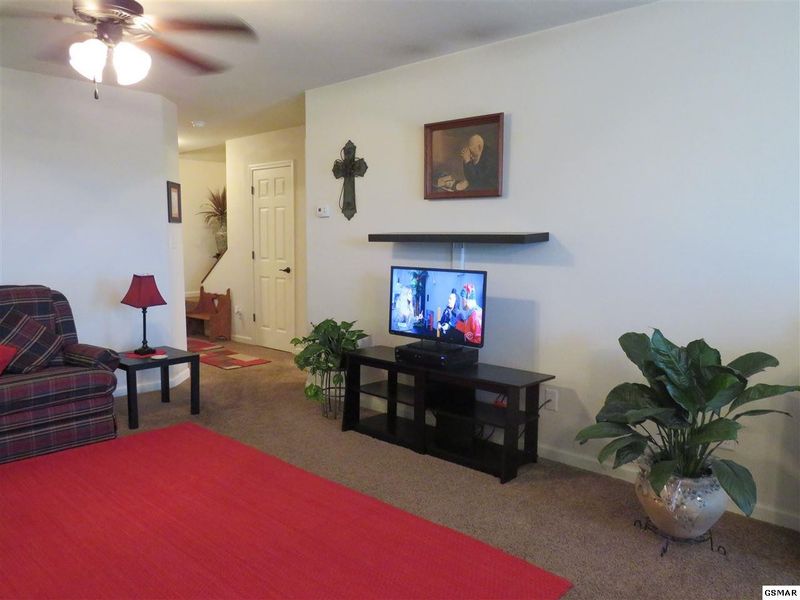 3347 Frontier View Dr #2, Sevierville, TN 37876
