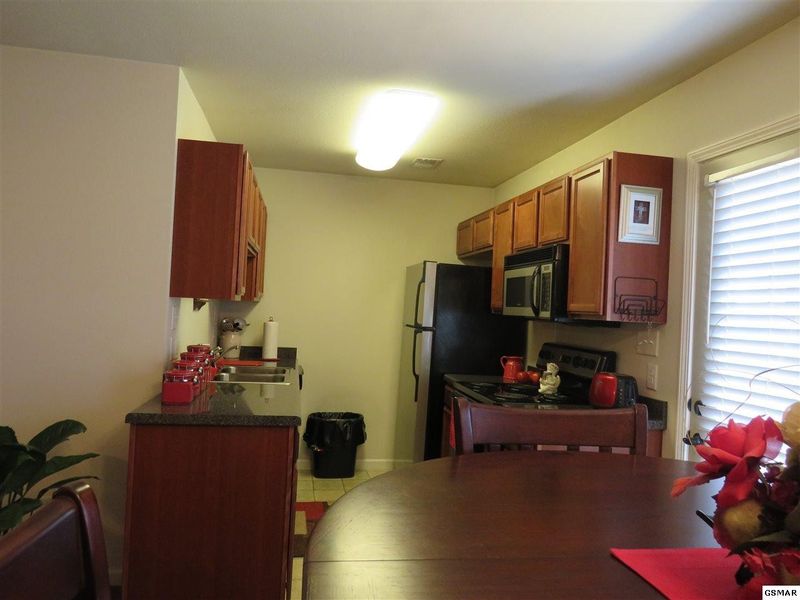 3347 Frontier View Dr #2, Sevierville, TN 37876
